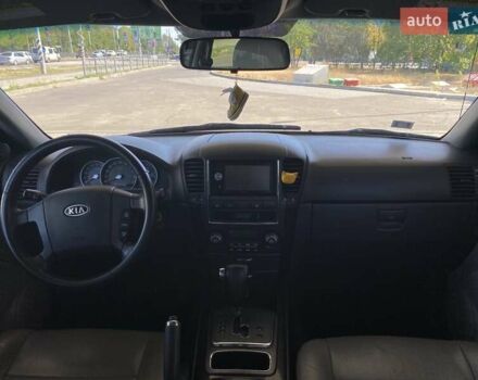 Чорний Кіа Соренто, об'ємом двигуна 2.5 л та пробігом 259 тис. км за 9999 $, фото 21 на Automoto.ua