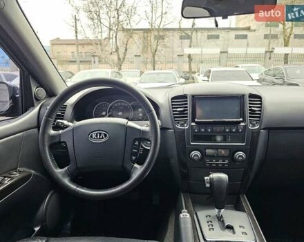 Черный Киа Соренто, объемом двигателя 3.3 л и пробегом 181 тыс. км за 9200 $, фото 18 на Automoto.ua