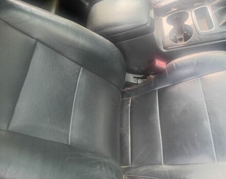 Черный Киа Соренто, объемом двигателя 2.5 л и пробегом 285 тыс. км за 2379 $, фото 7 на Automoto.ua