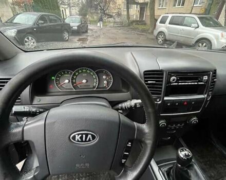 Чорний Кіа Соренто, об'ємом двигуна 2.5 л та пробігом 242 тис. км за 7400 $, фото 19 на Automoto.ua