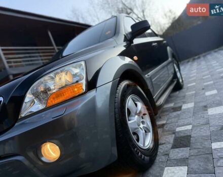 Черный Киа Соренто, объемом двигателя 2.5 л и пробегом 208 тыс. км за 8200 $, фото 36 на Automoto.ua