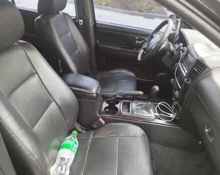 Черный Киа Соренто, объемом двигателя 2.5 л и пробегом 213 тыс. км за 8500 $, фото 11 на Automoto.ua