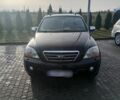Черный Киа Соренто, объемом двигателя 2.5 л и пробегом 250 тыс. км за 4870 $, фото 8 на Automoto.ua