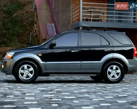 Черный Киа Соренто, объемом двигателя 2.5 л и пробегом 208 тыс. км за 8200 $, фото 17 на Automoto.ua