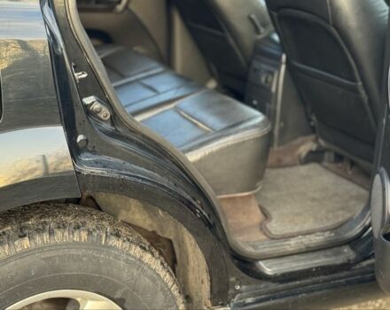 Черный Киа Соренто, объемом двигателя 2.5 л и пробегом 290 тыс. км за 5200 $, фото 8 на Automoto.ua