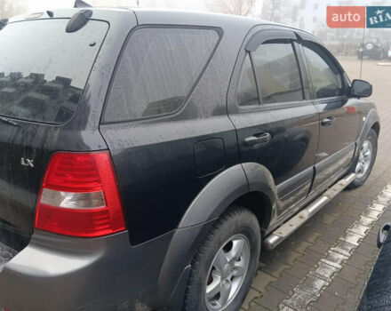 Чорний Кіа Соренто, об'ємом двигуна 2.5 л та пробігом 300 тис. км за 8300 $, фото 22 на Automoto.ua