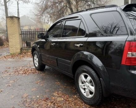 Черный Киа Соренто, объемом двигателя 2.5 л и пробегом 173 тыс. км за 9500 $, фото 5 на Automoto.ua