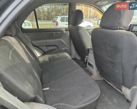 Черный Киа Соренто, объемом двигателя 2.5 л и пробегом 350 тыс. км за 3700 $, фото 17 на Automoto.ua