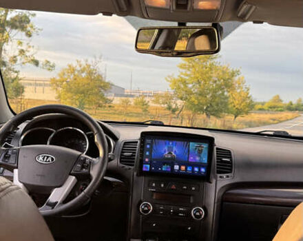 Черный Киа Соренто, объемом двигателя 2.2 л и пробегом 210 тыс. км за 12300 $, фото 8 на Automoto.ua