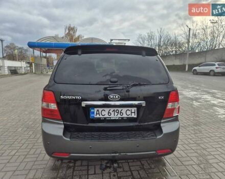 Черный Киа Соренто, объемом двигателя 2.5 л и пробегом 350 тыс. км за 3700 $, фото 2 на Automoto.ua