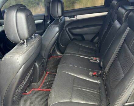 Черный Киа Соренто, объемом двигателя 2.2 л и пробегом 250 тыс. км за 12200 $, фото 4 на Automoto.ua