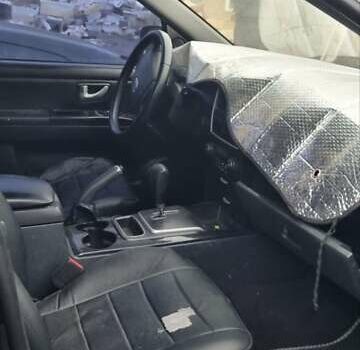 Черный Киа Соренто, объемом двигателя 2.5 л и пробегом 300 тыс. км за 4600 $, фото 12 на Automoto.ua