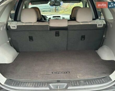 Черный Киа Соренто, объемом двигателя 2.36 л и пробегом 235 тыс. км за 8700 $, фото 44 на Automoto.ua