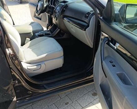 Черный Киа Соренто, объемом двигателя 2.36 л и пробегом 235 тыс. км за 8700 $, фото 22 на Automoto.ua