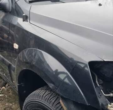 Черный Киа Соренто, объемом двигателя 2.5 л и пробегом 300 тыс. км за 4600 $, фото 13 на Automoto.ua