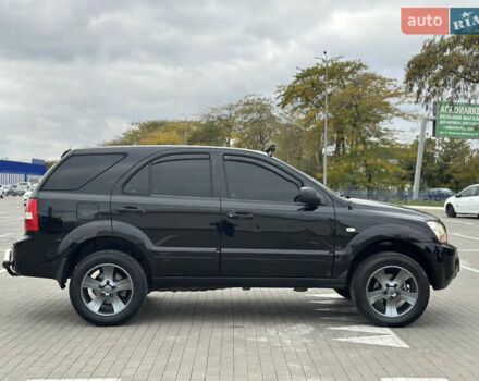 Черный Киа Соренто, объемом двигателя 2.5 л и пробегом 299 тыс. км за 5399 $, фото 11 на Automoto.ua