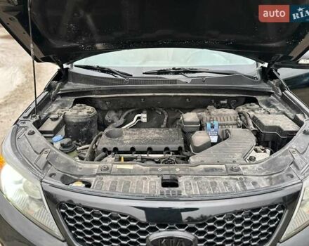 Черный Киа Соренто, объемом двигателя 2.36 л и пробегом 235 тыс. км за 8700 $, фото 42 на Automoto.ua