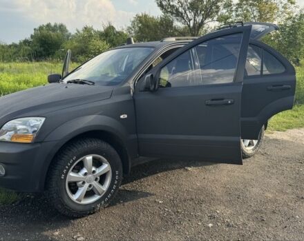 Черный Киа Соренто, объемом двигателя 2.5 л и пробегом 310 тыс. км за 7800 $, фото 1 на Automoto.ua