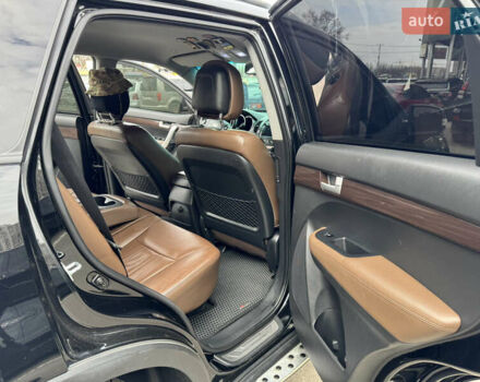 Черный Киа Соренто, объемом двигателя 2.2 л и пробегом 240 тыс. км за 15000 $, фото 27 на Automoto.ua