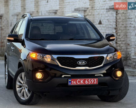 Чорний Кіа Соренто, об'ємом двигуна 2.2 л та пробігом 266 тис. км за 12850 $, фото 1 на Automoto.ua