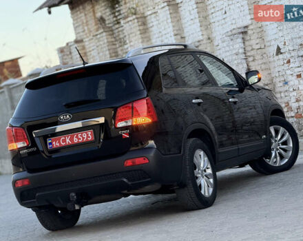 Чорний Кіа Соренто, об'ємом двигуна 2.2 л та пробігом 266 тис. км за 12900 $, фото 18 на Automoto.ua