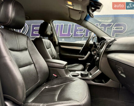 Черный Киа Соренто, объемом двигателя 2.2 л и пробегом 271 тыс. км за 12800 $, фото 24 на Automoto.ua