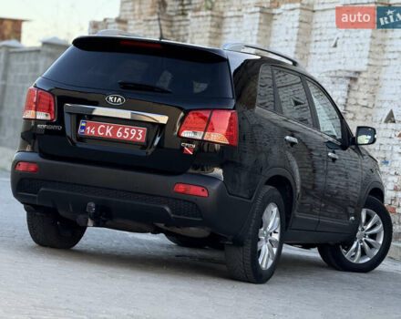 Чорний Кіа Соренто, об'ємом двигуна 2.2 л та пробігом 266 тис. км за 12850 $, фото 24 на Automoto.ua