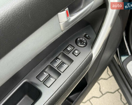 Черный Киа Соренто, объемом двигателя 2.2 л и пробегом 271 тыс. км за 12800 $, фото 17 на Automoto.ua