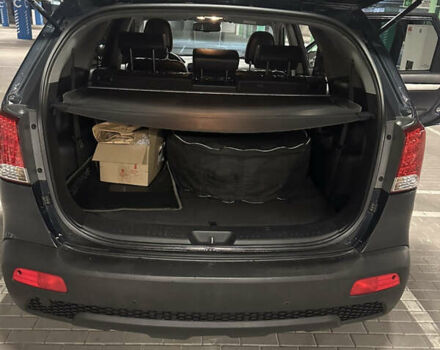 Чорний Кіа Соренто, об'ємом двигуна 2.4 л та пробігом 260 тис. км за 11000 $, фото 8 на Automoto.ua