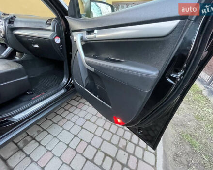Черный Киа Соренто, объемом двигателя 2.2 л и пробегом 197 тыс. км за 12499 $, фото 56 на Automoto.ua