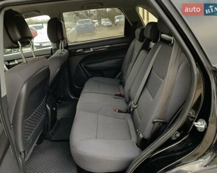 Черный Киа Соренто, объемом двигателя 2.2 л и пробегом 430 тыс. км за 9755 $, фото 26 на Automoto.ua