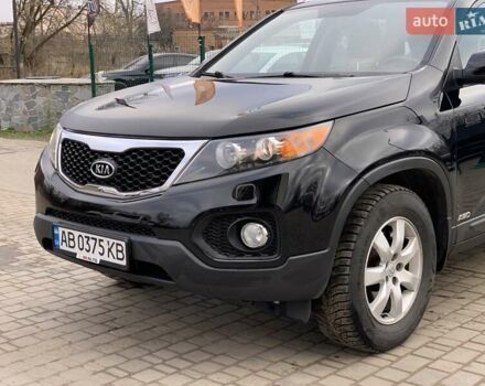 Черный Киа Соренто, объемом двигателя 2.2 л и пробегом 430 тыс. км за 9755 $, фото 3 на Automoto.ua