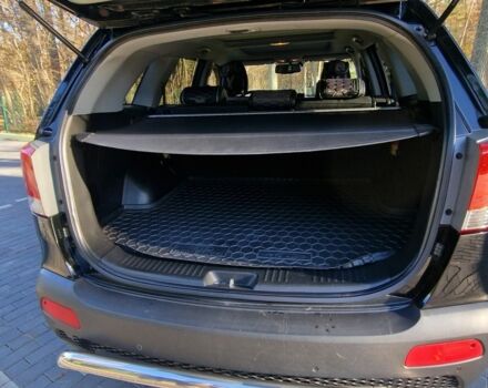 Черный Киа Соренто, объемом двигателя 0 л и пробегом 254 тыс. км за 13800 $, фото 5 на Automoto.ua