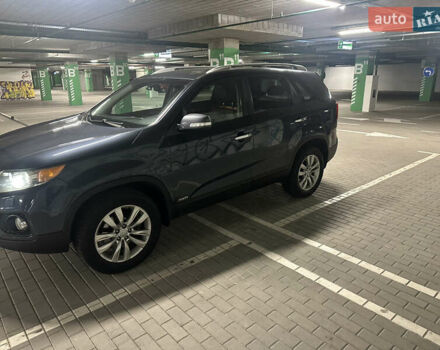 Чорний Кіа Соренто, об'ємом двигуна 2.4 л та пробігом 260 тис. км за 11000 $, фото 11 на Automoto.ua