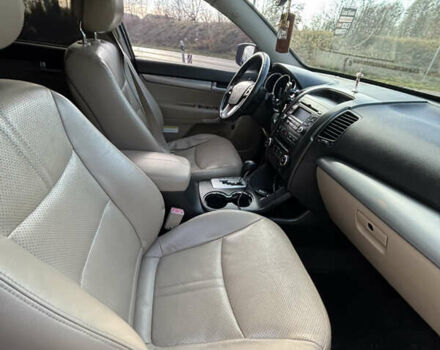 Черный Киа Соренто, объемом двигателя 2.2 л и пробегом 279 тыс. км за 11900 $, фото 16 на Automoto.ua