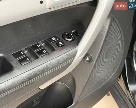 Черный Киа Соренто, объемом двигателя 2.2 л и пробегом 226 тыс. км за 12900 $, фото 22 на Automoto.ua