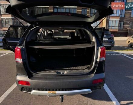 Черный Киа Соренто, объемом двигателя 2.2 л и пробегом 254 тыс. км за 13900 $, фото 20 на Automoto.ua