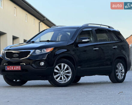 Чорний Кіа Соренто, об'ємом двигуна 2.2 л та пробігом 266 тис. км за 12900 $, фото 10 на Automoto.ua