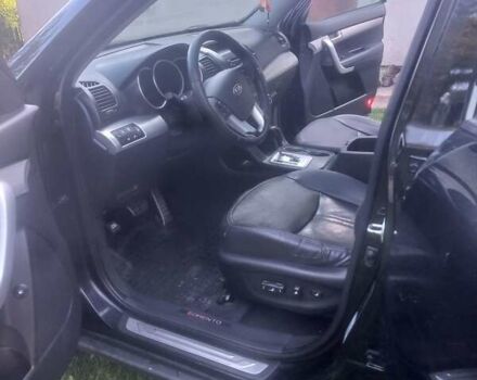 Чорний Кіа Соренто, об'ємом двигуна 2.2 л та пробігом 175 тис. км за 12500 $, фото 6 на Automoto.ua