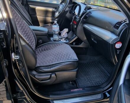 Черный Киа Соренто, объемом двигателя 0 л и пробегом 254 тыс. км за 13800 $, фото 13 на Automoto.ua