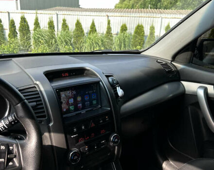 Черный Киа Соренто, объемом двигателя 2.2 л и пробегом 200 тыс. км за 12200 $, фото 10 на Automoto.ua