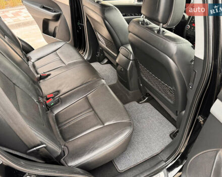 Черный Киа Соренто, объемом двигателя 2.2 л и пробегом 226 тыс. км за 12900 $, фото 24 на Automoto.ua