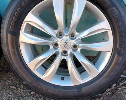 Черный Киа Соренто, объемом двигателя 2.2 л и пробегом 254 тыс. км за 13900 $, фото 41 на Automoto.ua