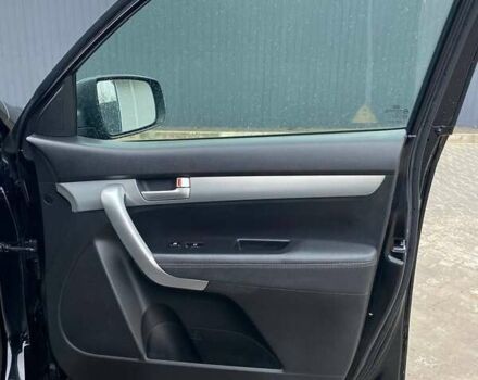 Черный Киа Соренто, объемом двигателя 0 л и пробегом 225 тыс. км за 15700 $, фото 16 на Automoto.ua