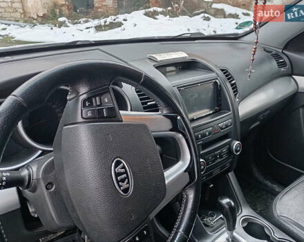 Черный Киа Соренто, объемом двигателя 2.2 л и пробегом 222 тыс. км за 11999 $, фото 12 на Automoto.ua