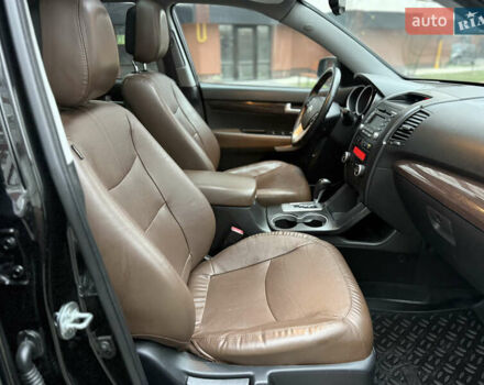 Чорний Кіа Соренто, об'ємом двигуна 2.2 л та пробігом 215 тис. км за 13150 $, фото 51 на Automoto.ua