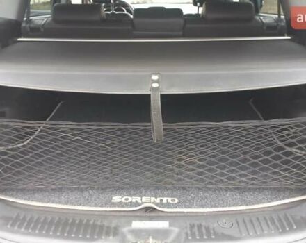 Чорний Кіа Соренто, об'ємом двигуна 2.36 л та пробігом 122 тис. км за 12000 $, фото 10 на Automoto.ua