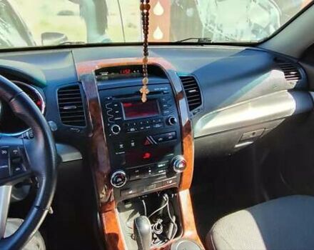 Черный Киа Соренто, объемом двигателя 2.4 л и пробегом 171 тыс. км за 12990 $, фото 5 на Automoto.ua