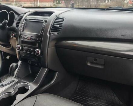 Черный Киа Соренто, объемом двигателя 2.2 л и пробегом 236 тыс. км за 12200 $, фото 21 на Automoto.ua