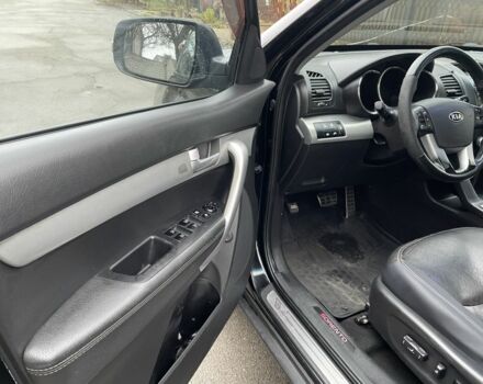 Черный Киа Соренто, объемом двигателя 2.2 л и пробегом 247 тыс. км за 11999 $, фото 10 на Automoto.ua